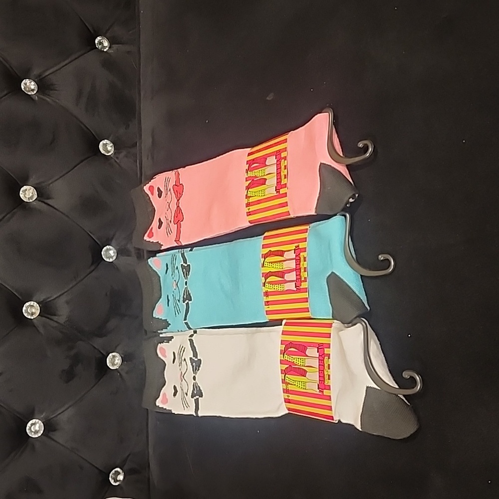 Yelete Brand Cat high knee Socks Size 9-11
